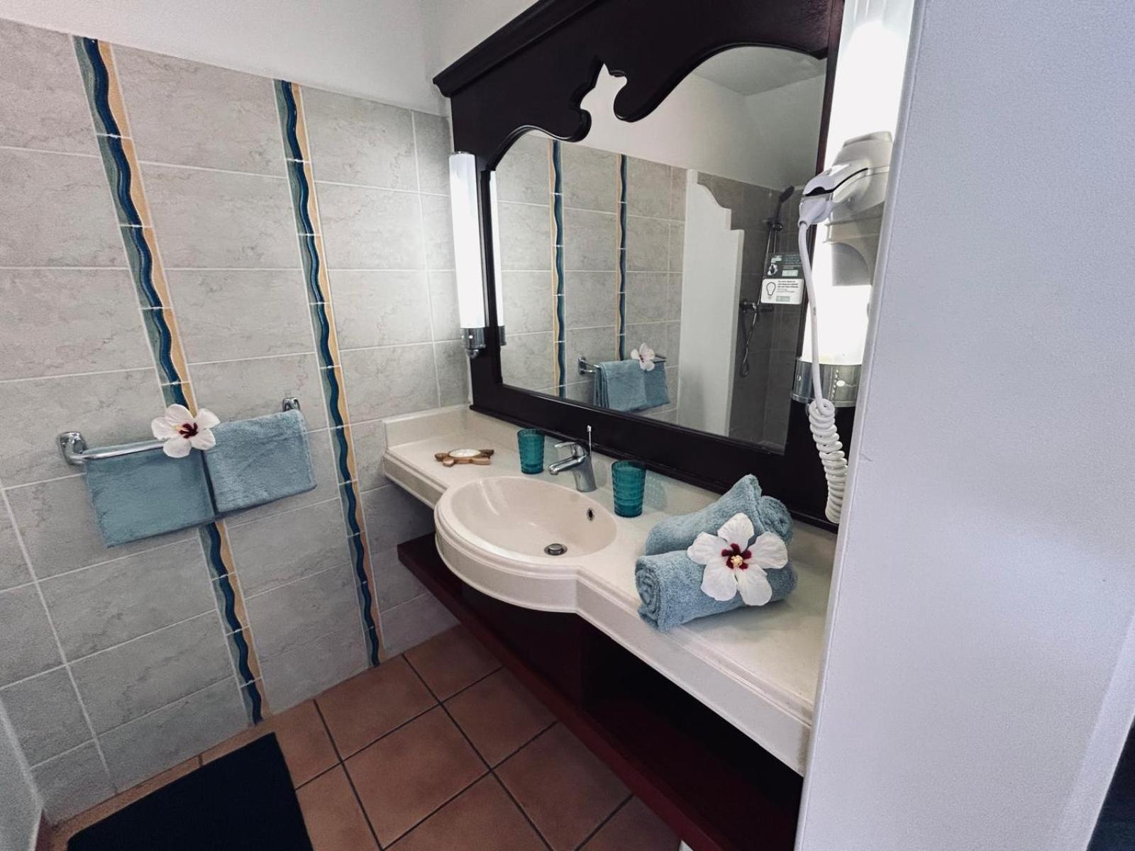 Ti Cocotier Appartement Vue Mer 2 A 6 Personnes Village Pierre Et Vacances Sainte-Luce Esterno foto