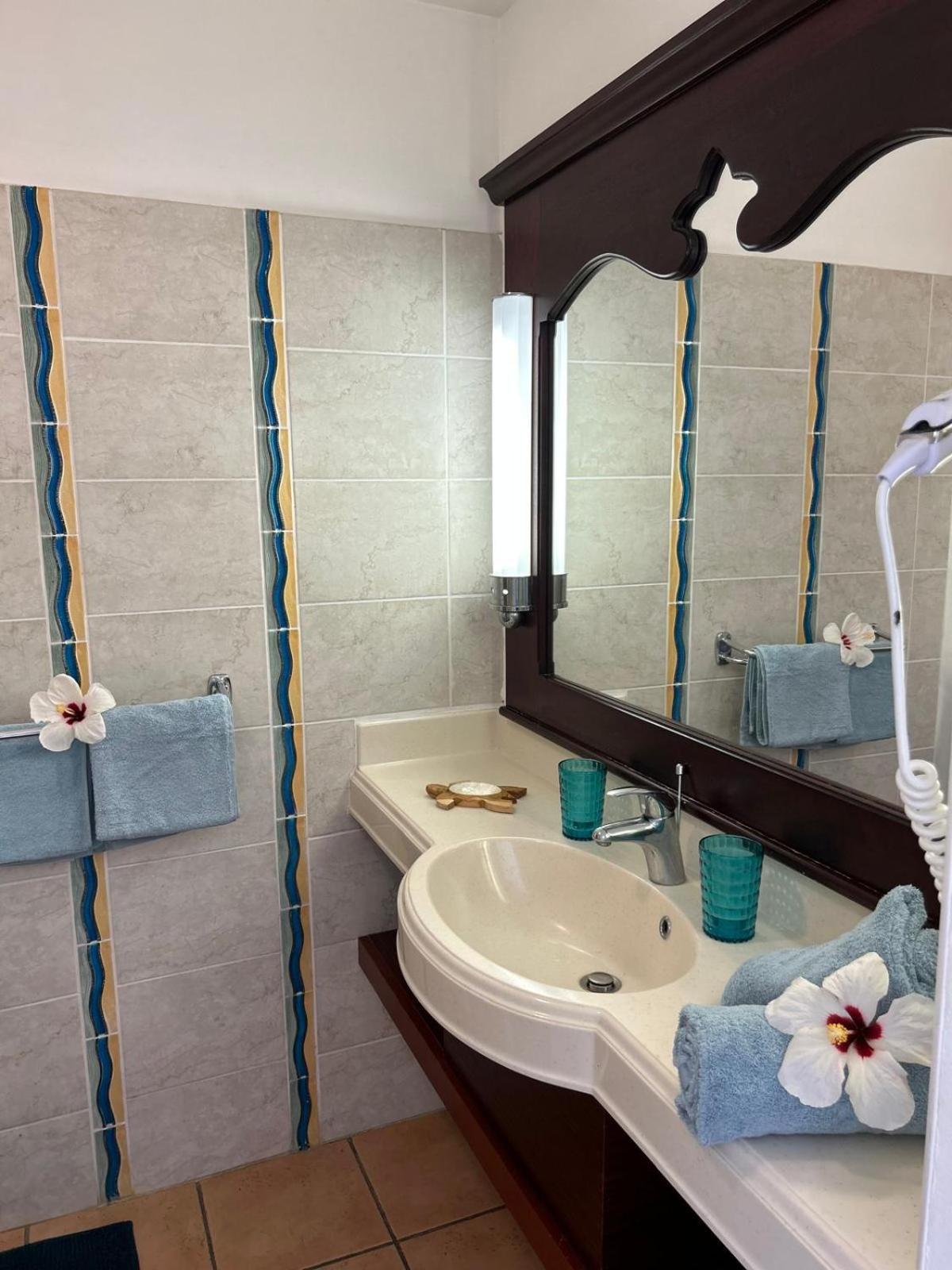 Ti Cocotier Appartement Vue Mer 2 A 6 Personnes Village Pierre Et Vacances Sainte-Luce Esterno foto